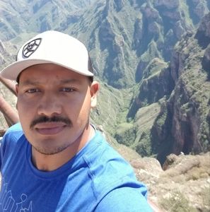 Meet your Posher, Chuy